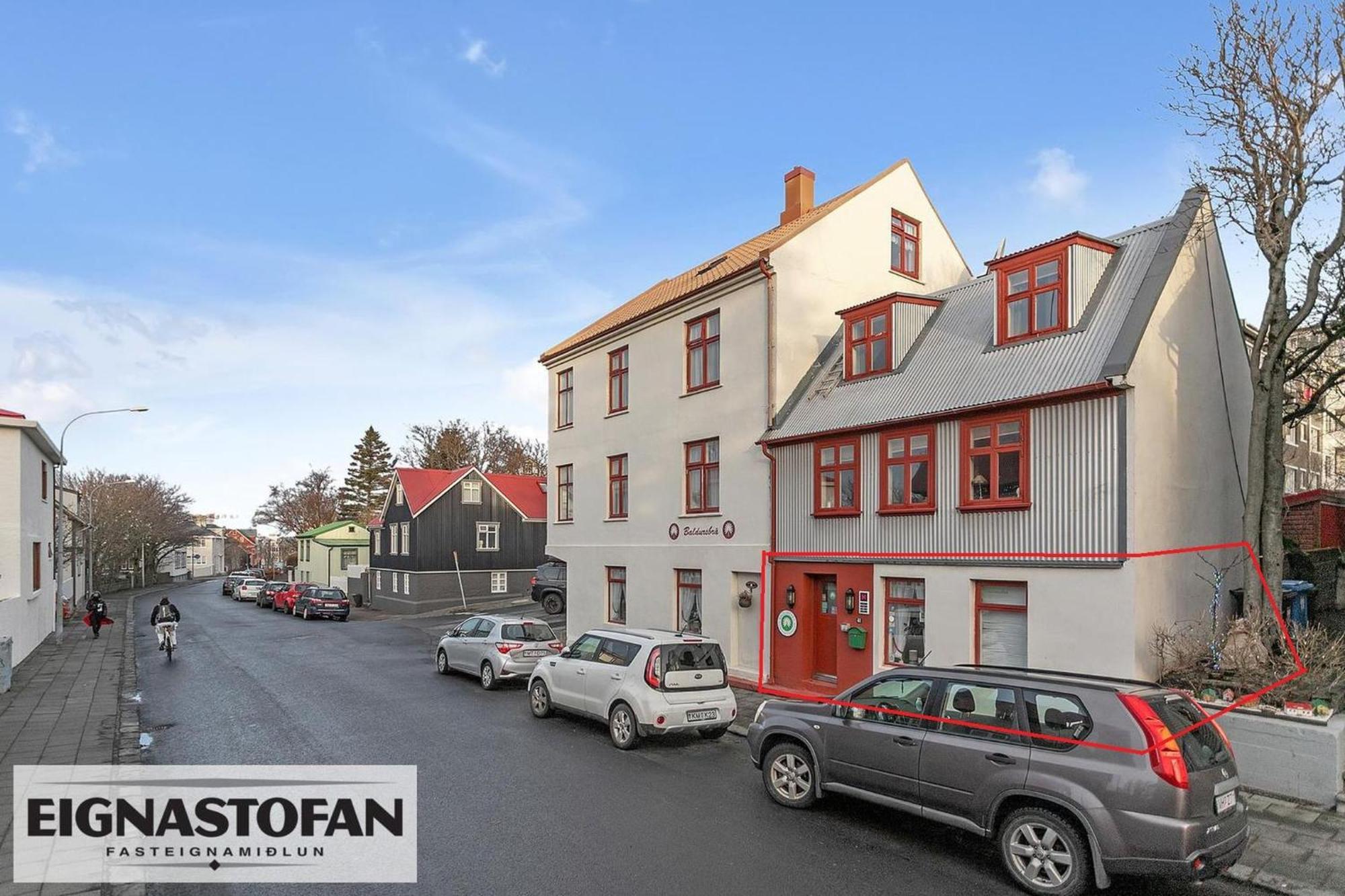 Downtown Reykjavik Studio Apartment ภายนอก รูปภาพ
